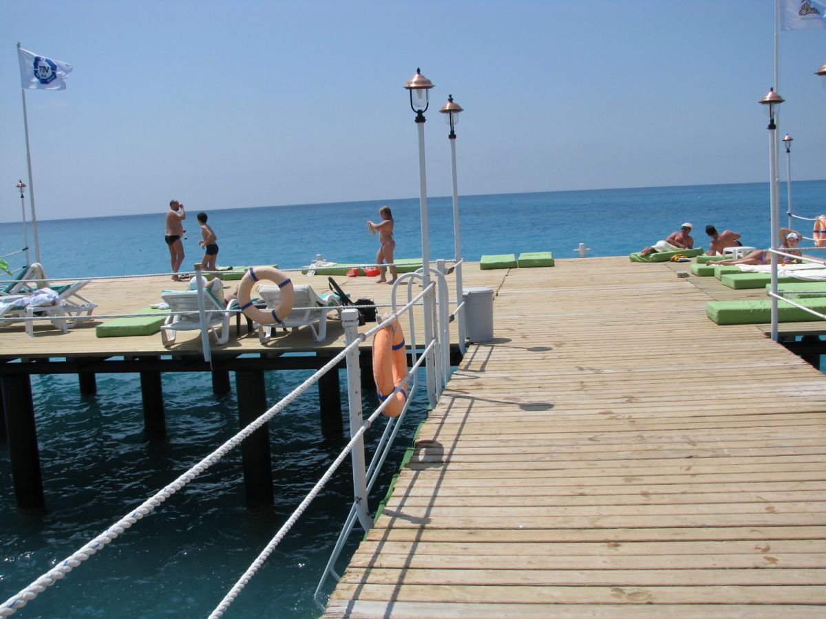 imagini hotel DELPHIN BOTANIK